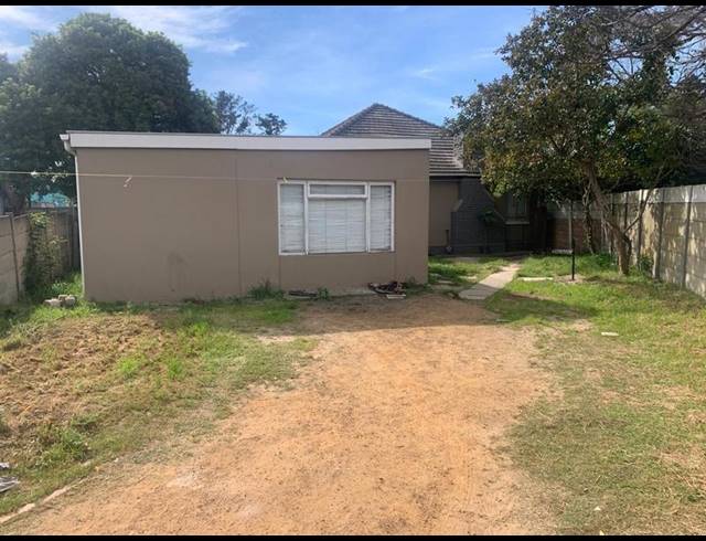 5 BEDROOM HOUSE FOR SALE IN THORNTON